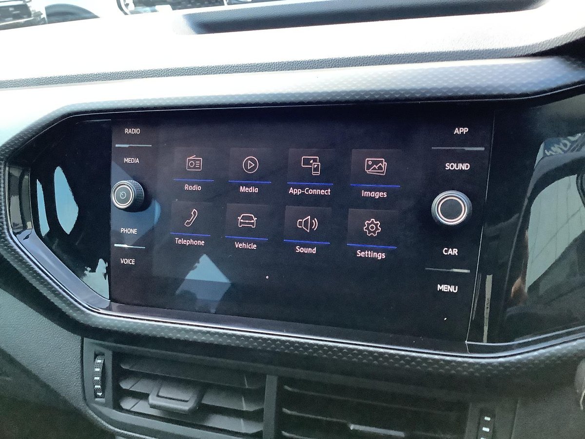2020 Volkswagen T-Cross 85TSI Life C11 MY20 image 25