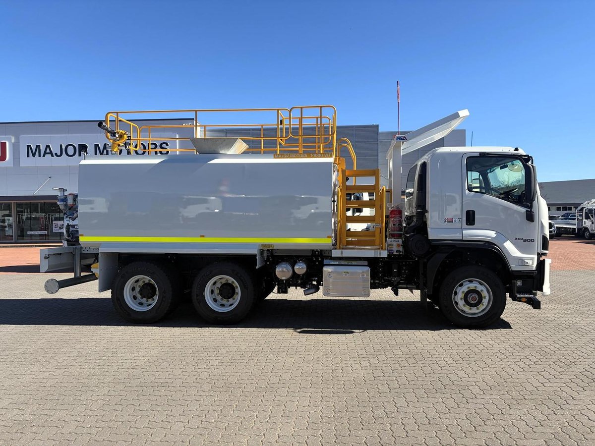 2026 Isuzu Fvz 260-300 At R46 Watercart image 24