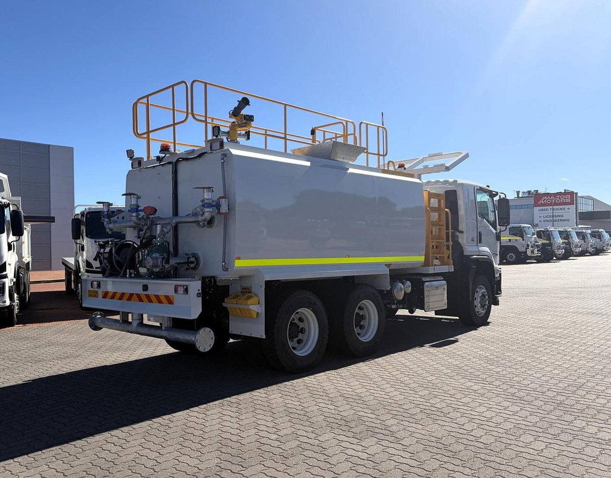 2026 Isuzu Fvz 260-300 At R46 Watercart image 4