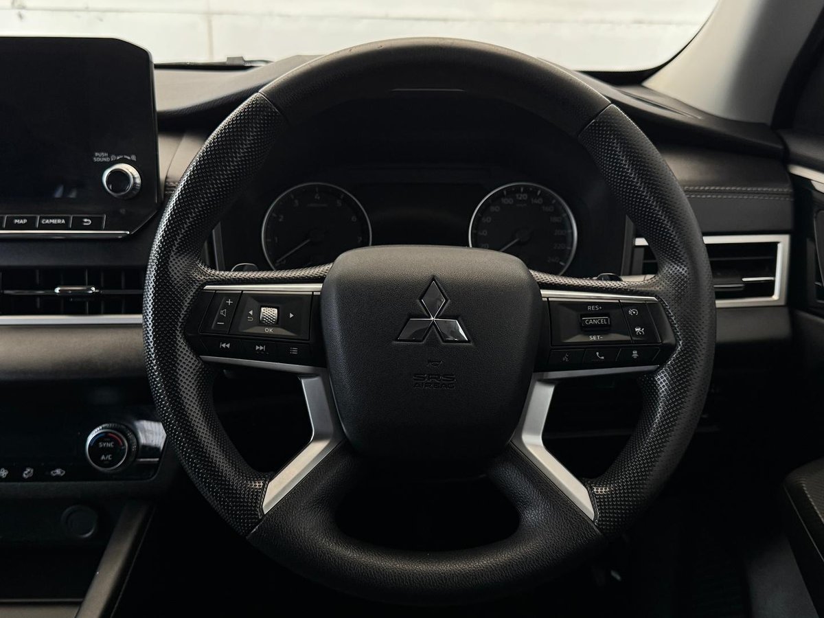 2022 Mitsubishi Outlander ES ZM MY22.5 image 11