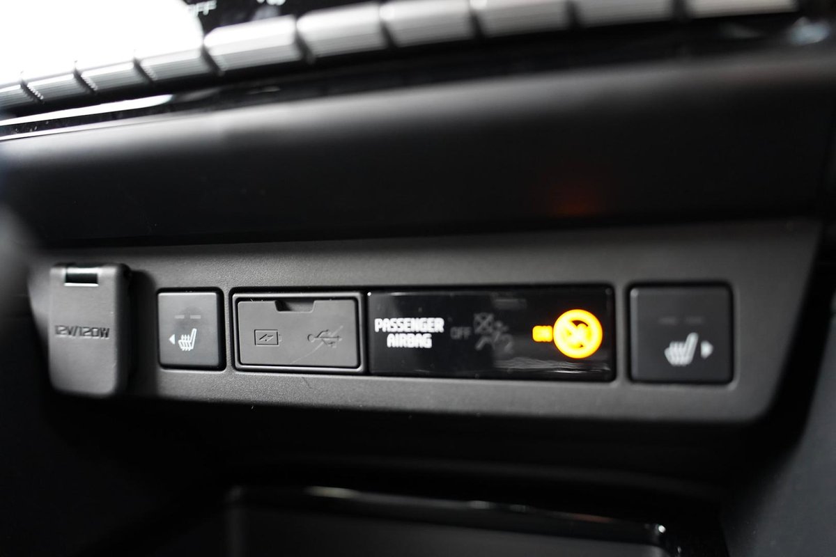 2025 Isuzu MU-X LS-T MY25.5 4X4 Dual Range image 16