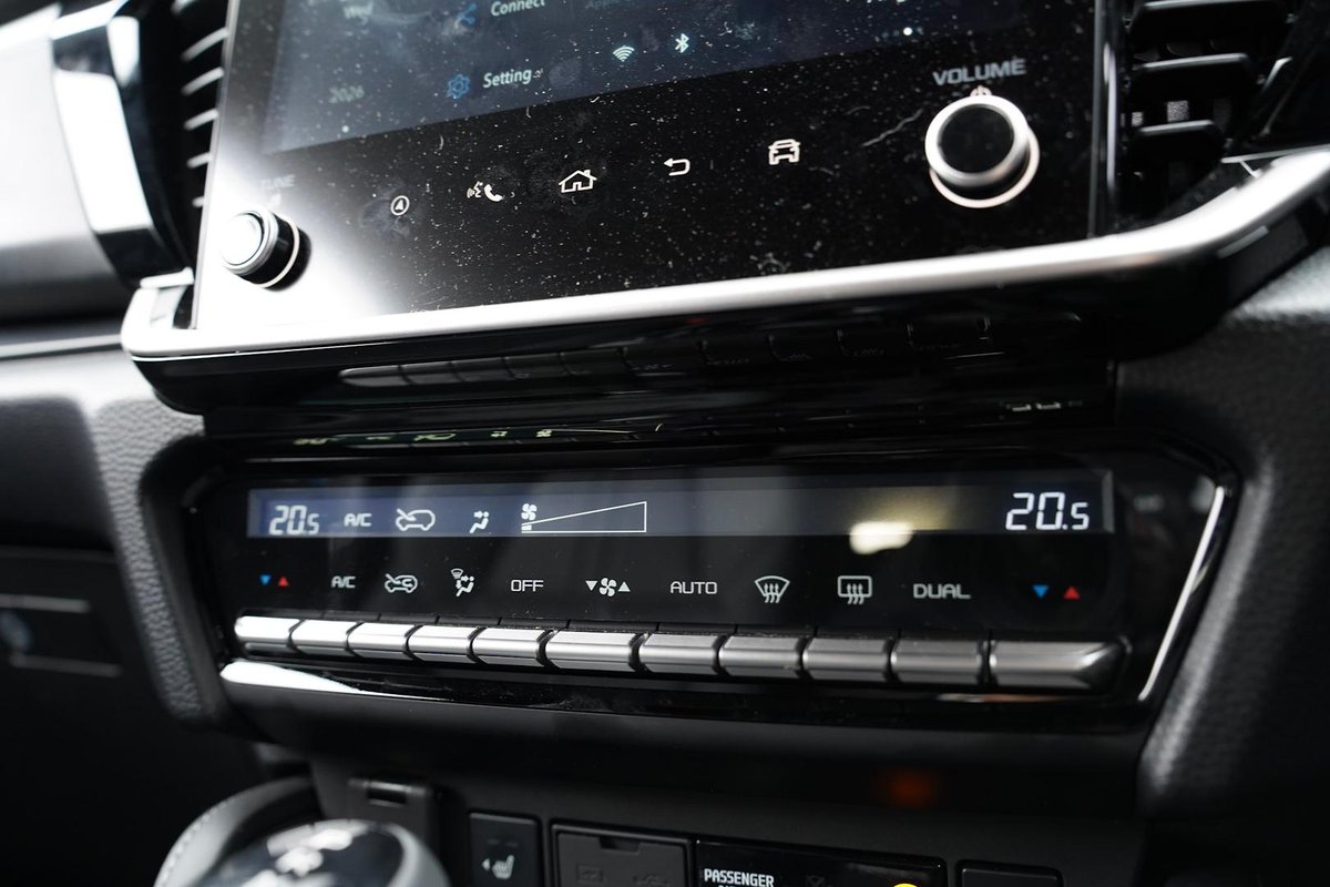2025 Isuzu MU-X LS-T MY25.5 4X4 Dual Range image 15