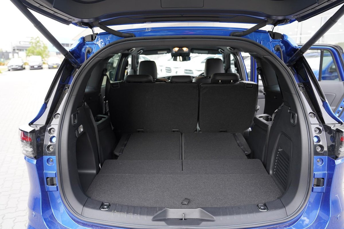 2025 Isuzu MU-X LS-T MY25.5 4X4 Dual Range image 28