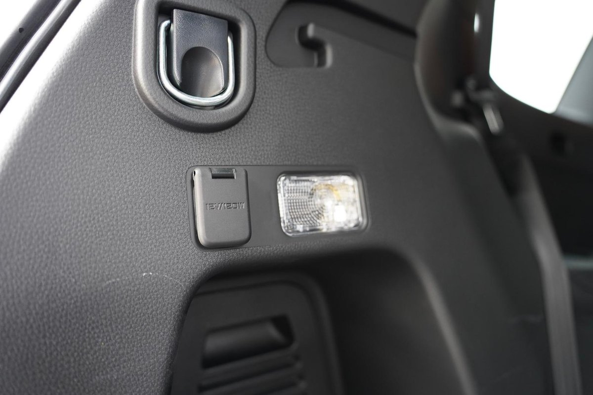 2025 Isuzu MU-X LS-T MY25.5 4X4 Dual Range image 29
