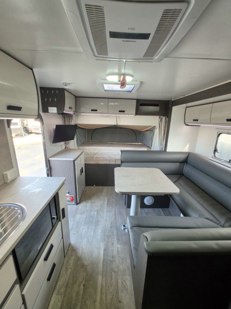 2022 JAYCO BASE STATION 23.73-6.OB image 11