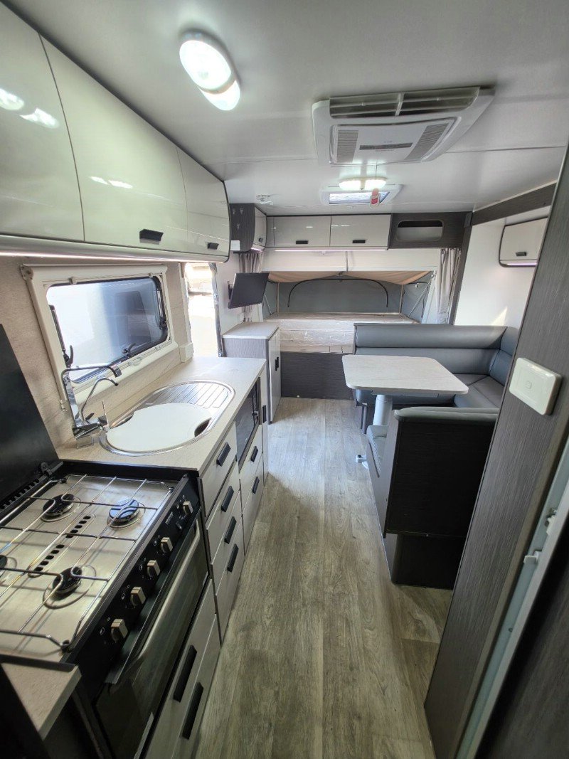 2022 JAYCO BASE STATION 23.73-6.OB image 17