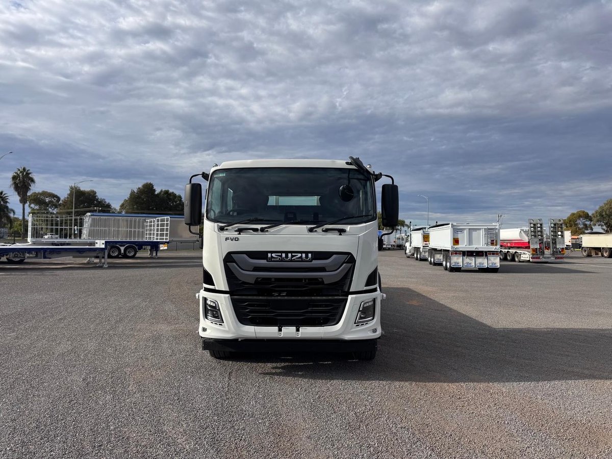 2025 Isuzu F Series FVD 170-260 AT C65 image 2