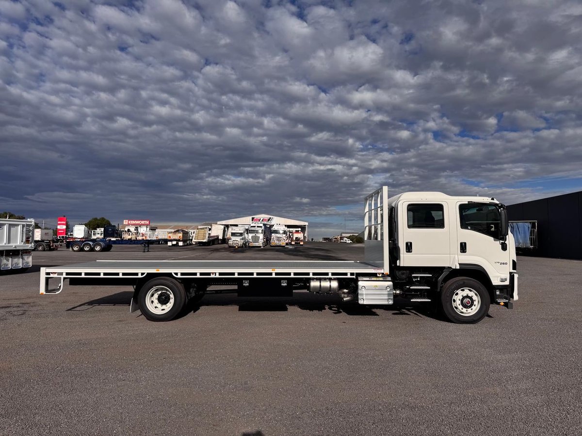 2025 Isuzu F Series FVD 170-260 AT C65 image 4