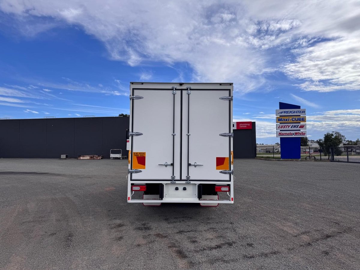 2025 Isuzu N Series Nqr 88/80-190 Am D42 image 5