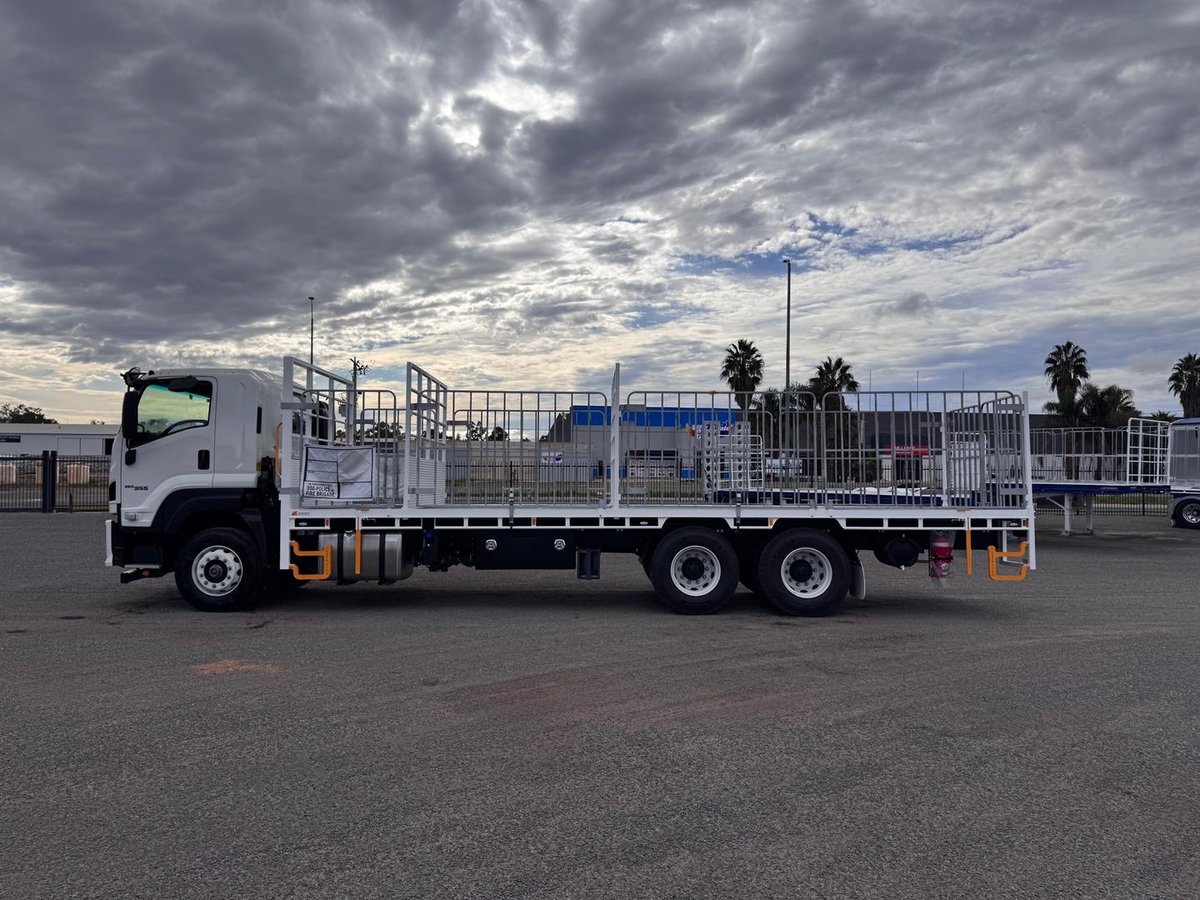 2025 Isuzu F Series FXY 260-355 AT R63 image 4