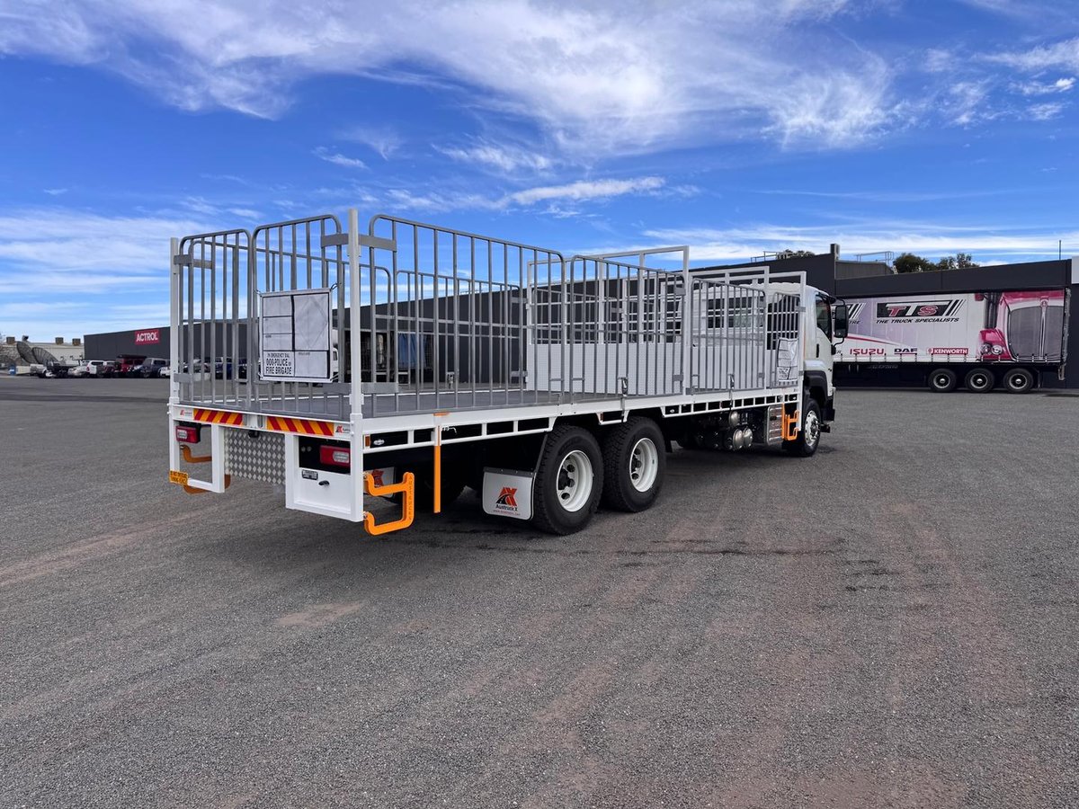 2025 Isuzu F Series FXY 260-355 AT R63 image 7