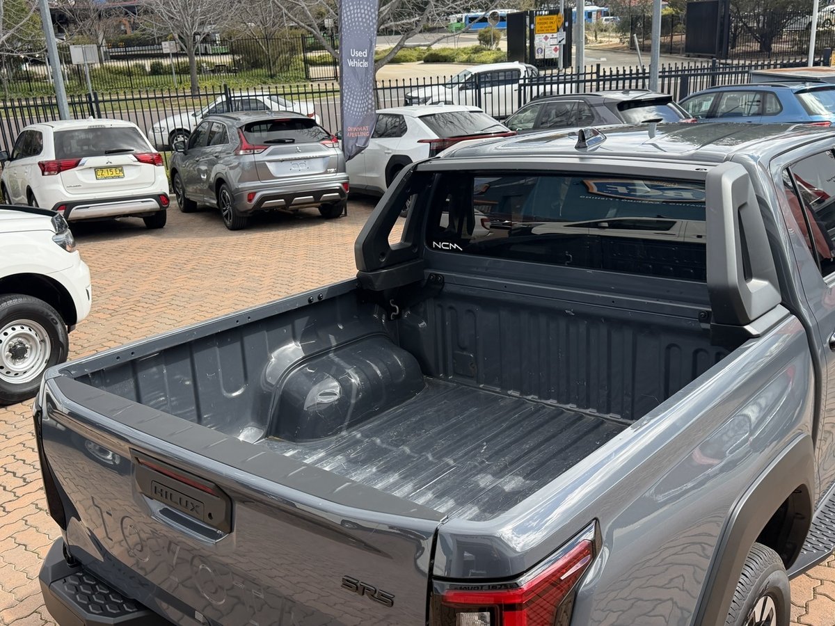 2025 Toyota Hilux 4x4 GUN126R RC image 11