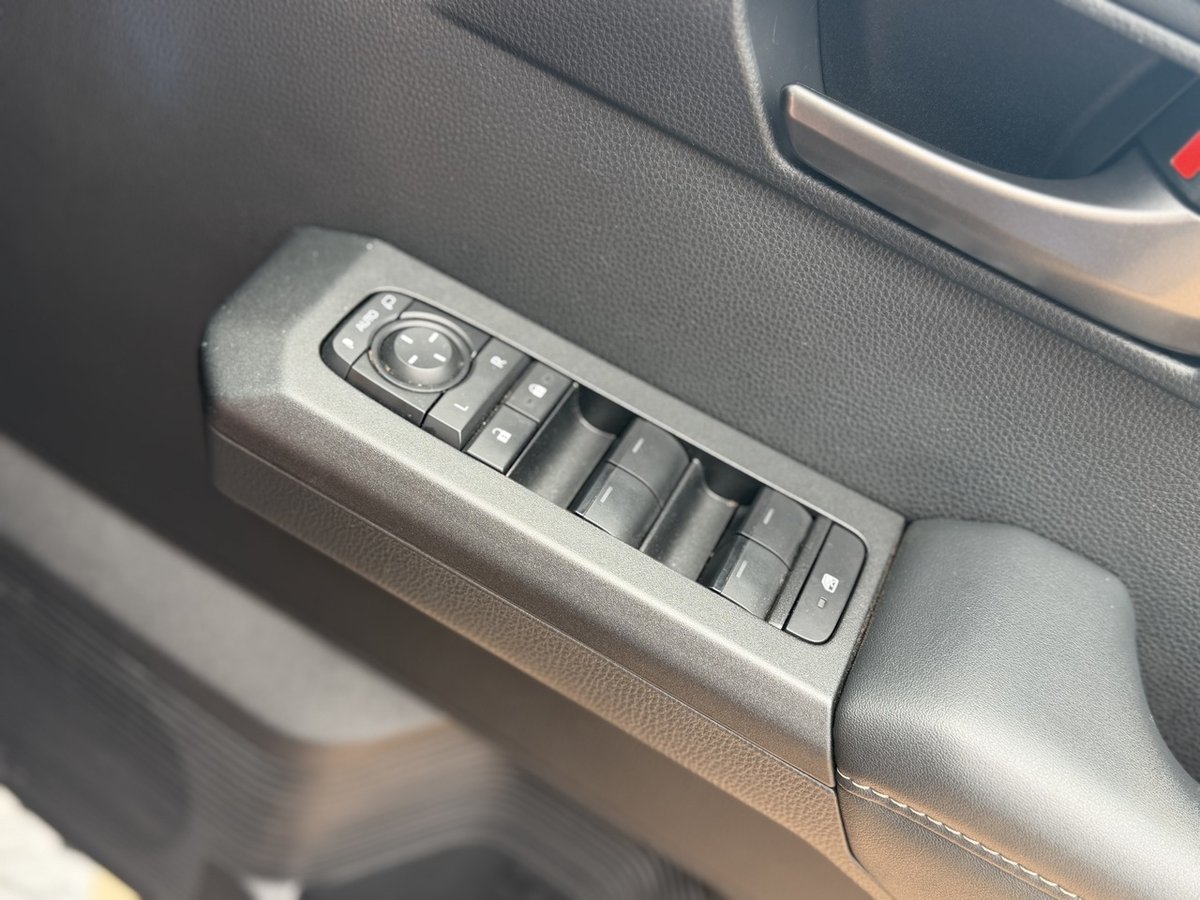 2025 Toyota Hilux 4x4 GUN126R RC image 24