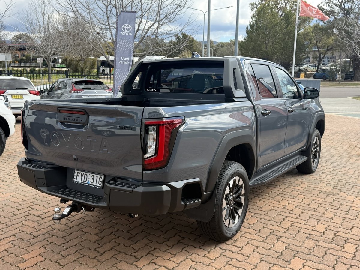 2025 Toyota Hilux 4x4 GUN126R RC image 7