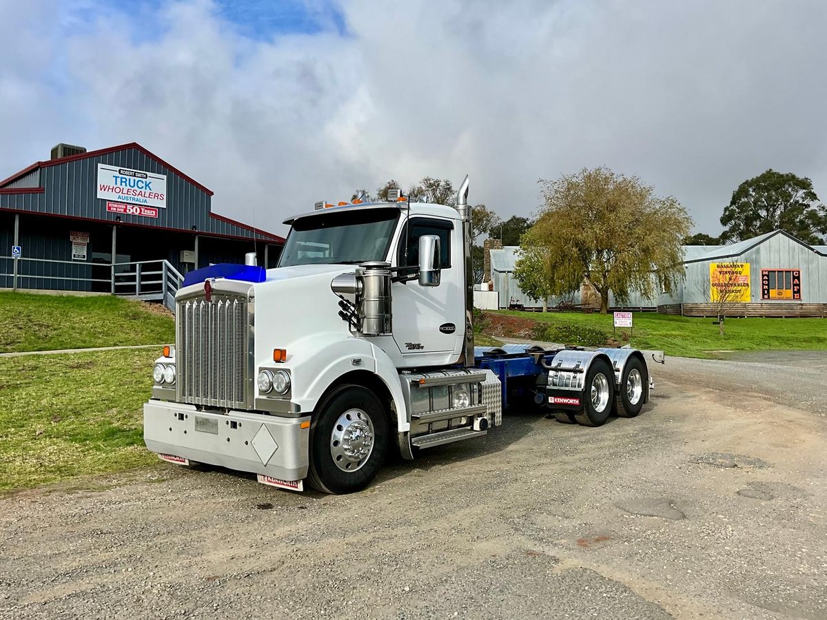 2018 Kenworth T610 SAR image 29