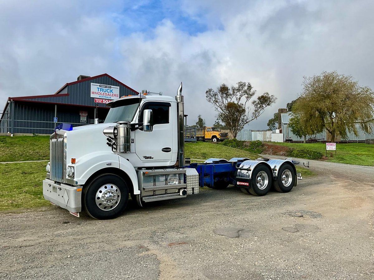 2018 Kenworth T610 SAR image 30