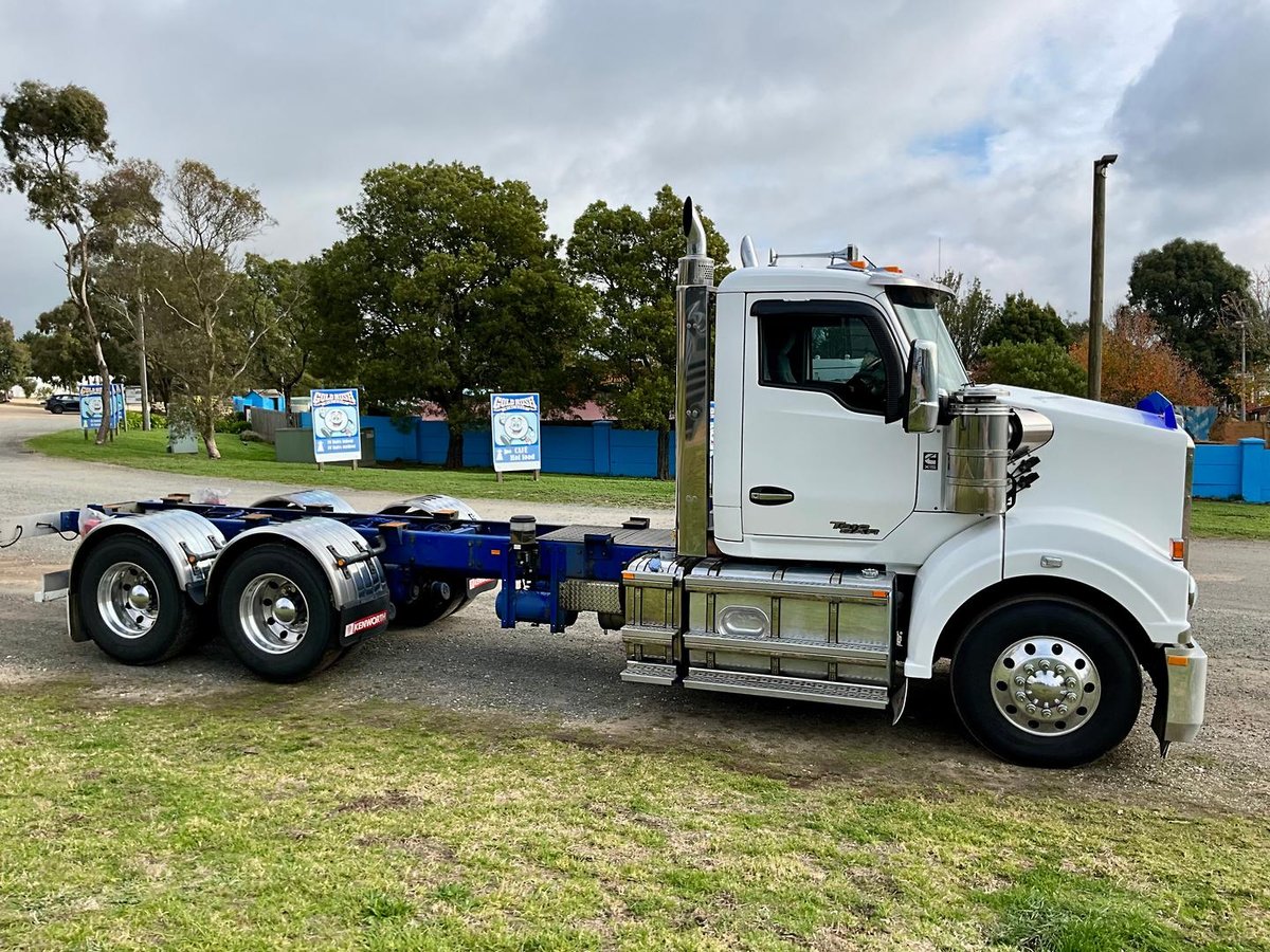 2018 Kenworth T610 SAR image 3