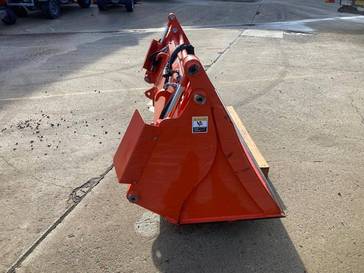 Kubota Kkr 4In1 Bucket image 6