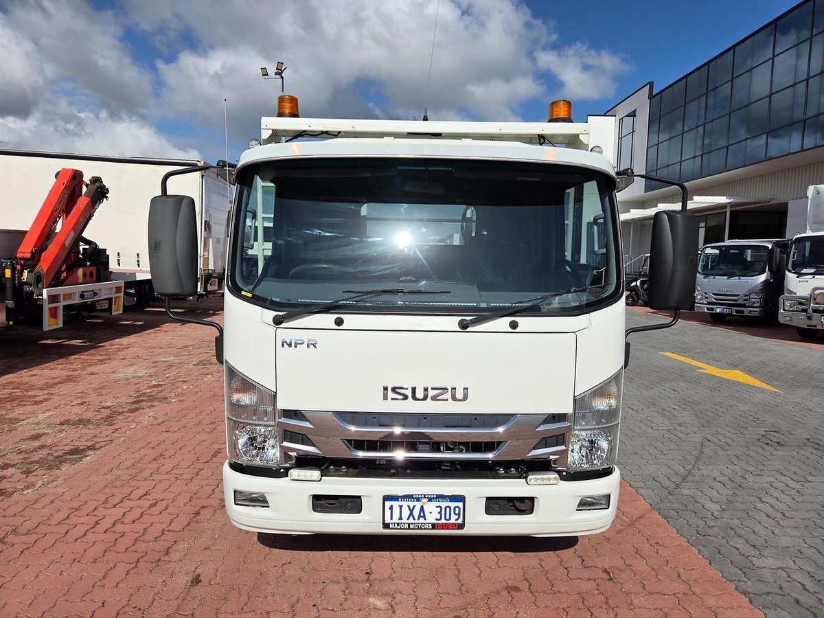 2016 Isuzu Npr 75-190  A.M.T Tipper And Crane image 14