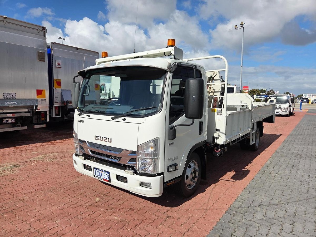 2016 Isuzu Npr 75-190  A.M.T Tipper And Crane image 20