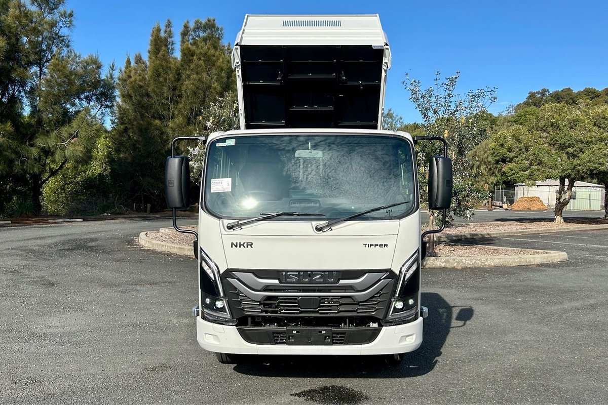 2026 Isuzu N Series NKR 62/45-150 DT D25 Tipper image 19