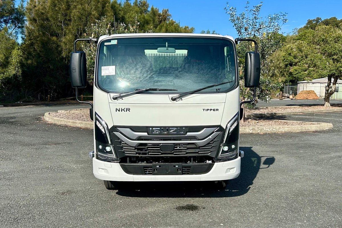 2026 Isuzu N Series NKR 62/45-150 DT D25 Tipper image 8