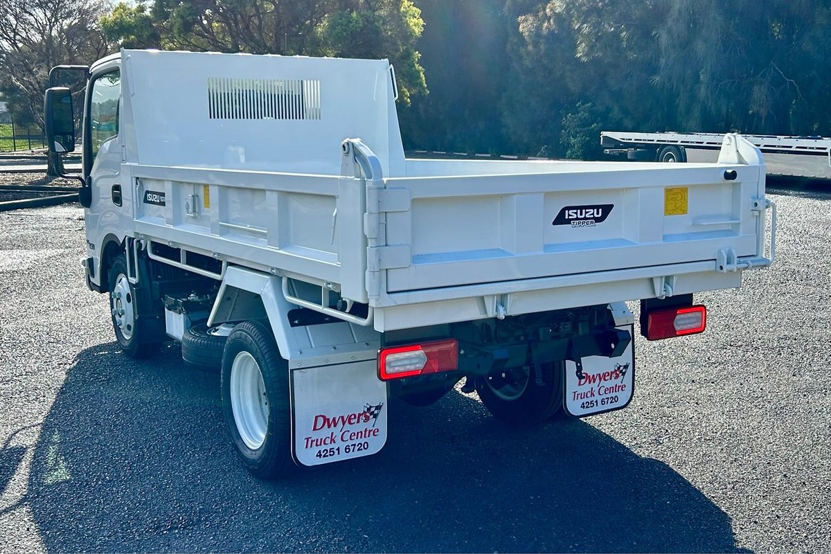 2026 Isuzu N Series NKR 62/45-150 DT D25 Tipper image 5