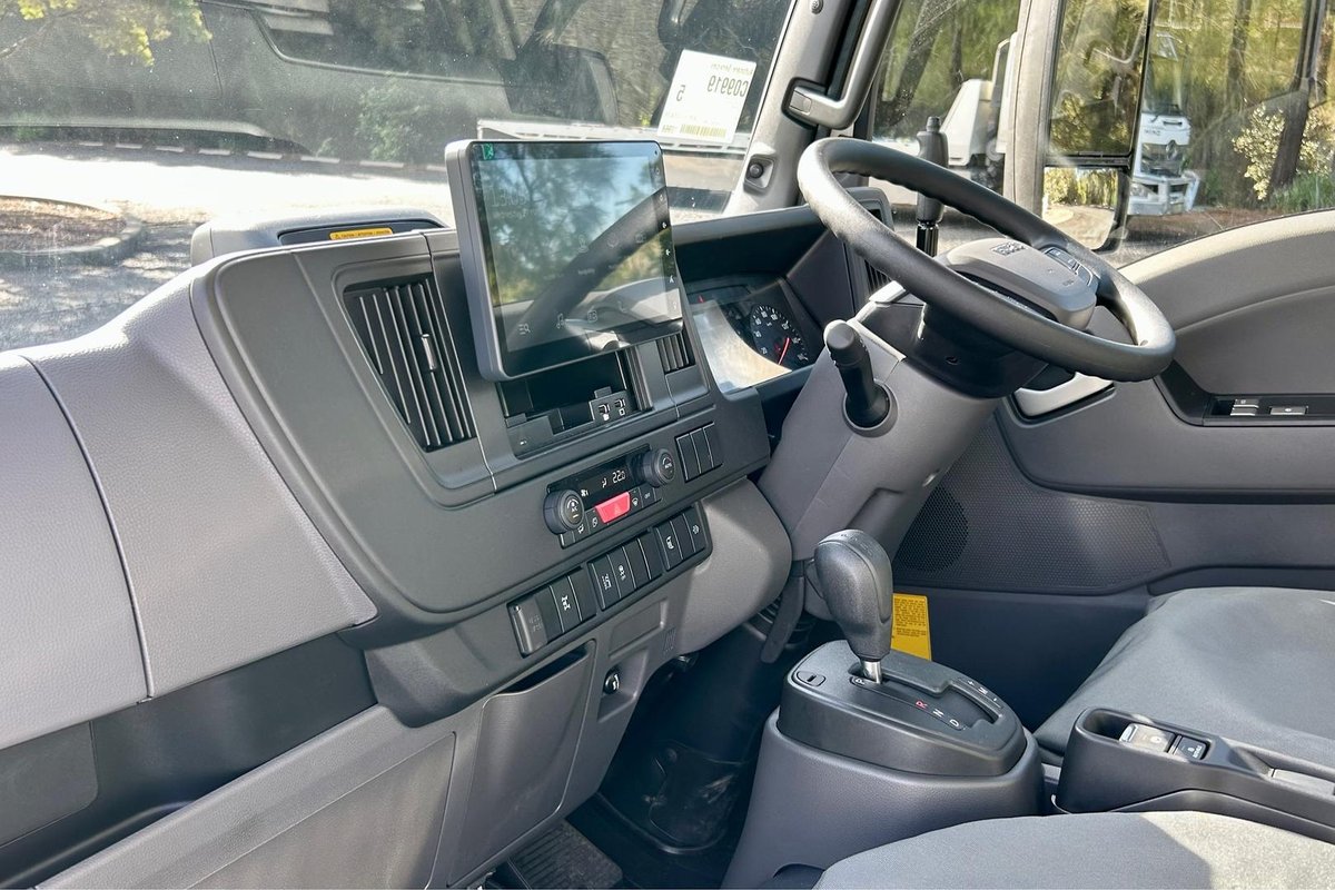 2026 Isuzu N Series NKR 62/45-150 DT D25 Tipper image 26
