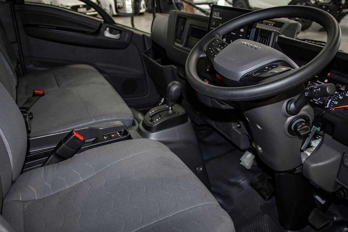 2026 Isuzu N Series Npr 45/65-175 Dt D34 image 6