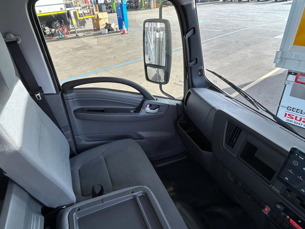 2026 Isuzu N Series Npr 45/65-175 Dt D34 Tradepack image 16