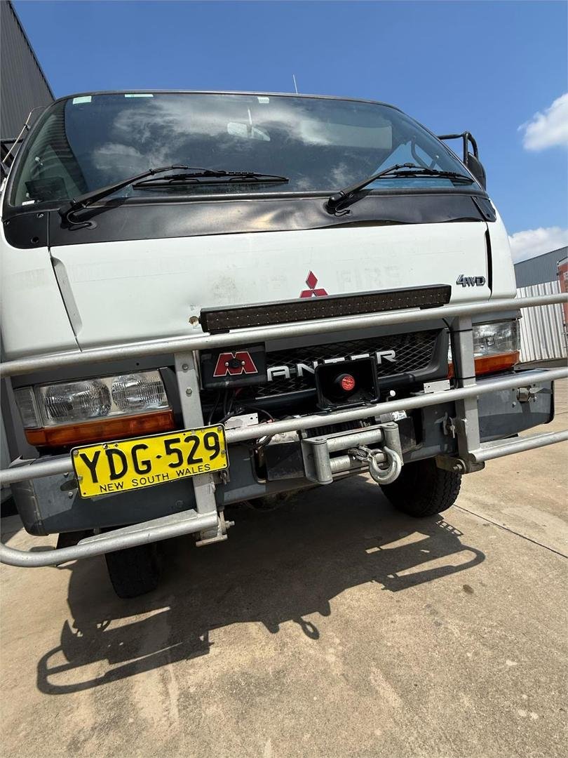 2001 Mitsubishi Canter FG637C6 image 7