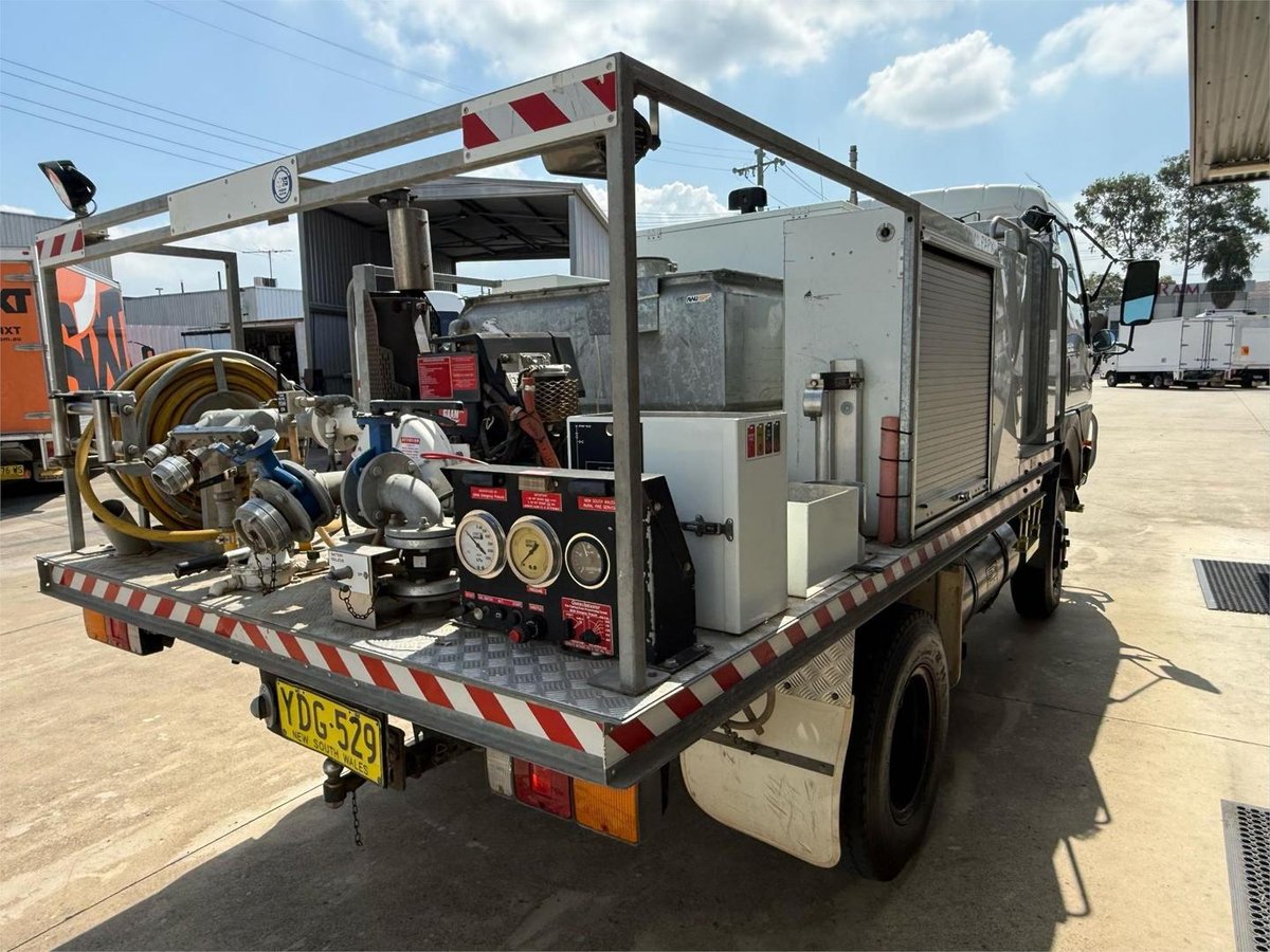 2001 Mitsubishi Canter FG637C6 image 5