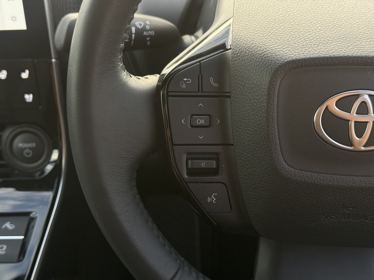 2024 Toyota BZ4X AWD YEAM15R image 20