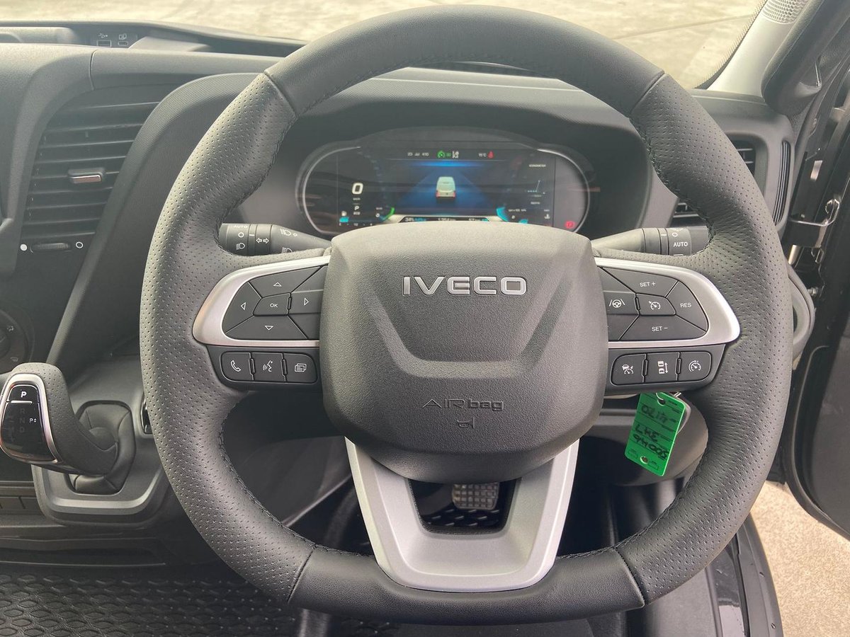 2025 Iveco Daily 35S14V image 19