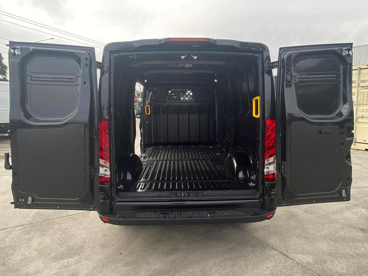 2025 Iveco Daily 35S14V image 32