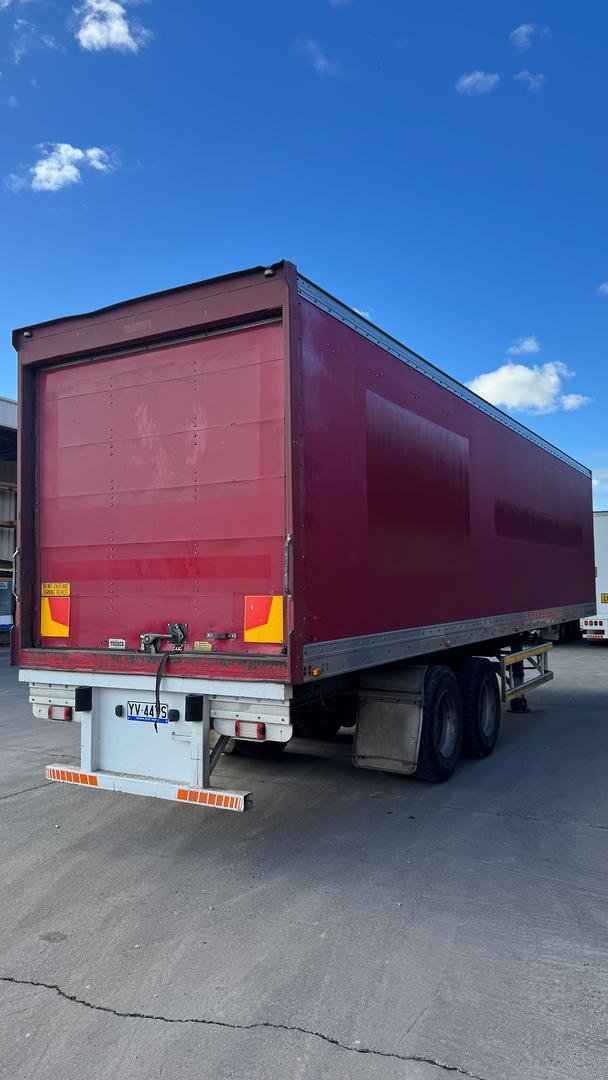 2011 Maxitrans 16P Dry Van image 18