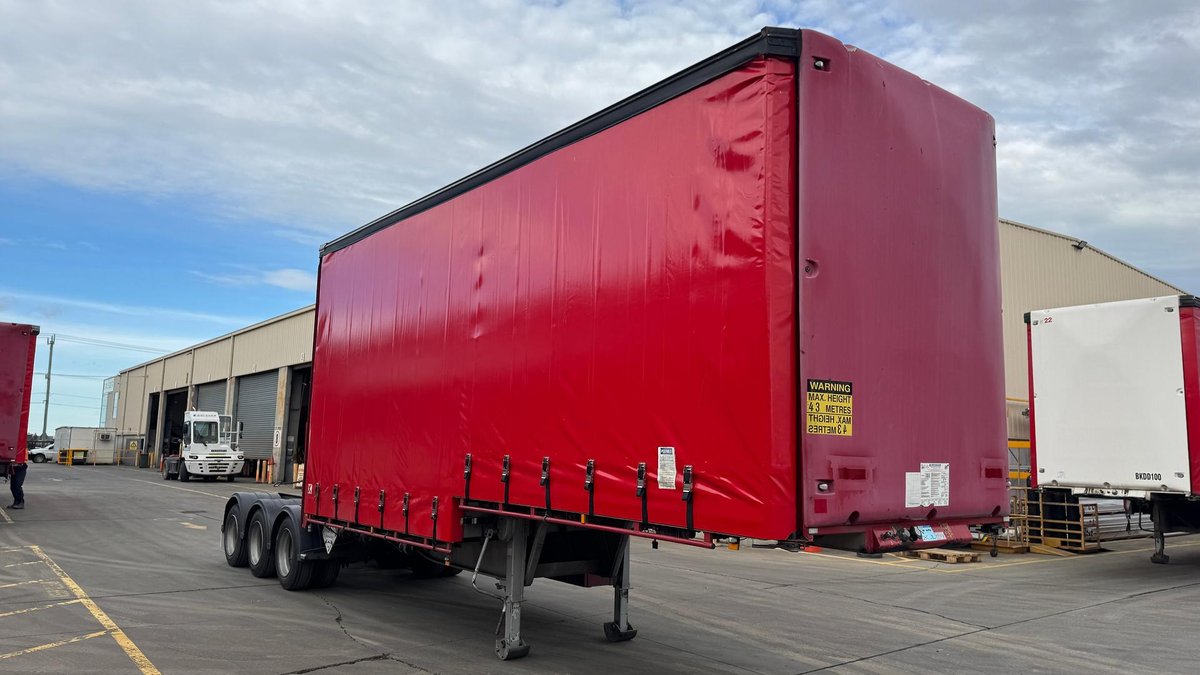2015 Krueger 34P Drop Deck image 23
