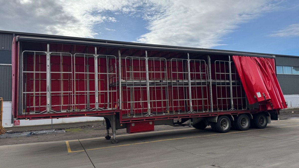 2015 Krueger 34P Drop Deck image 8