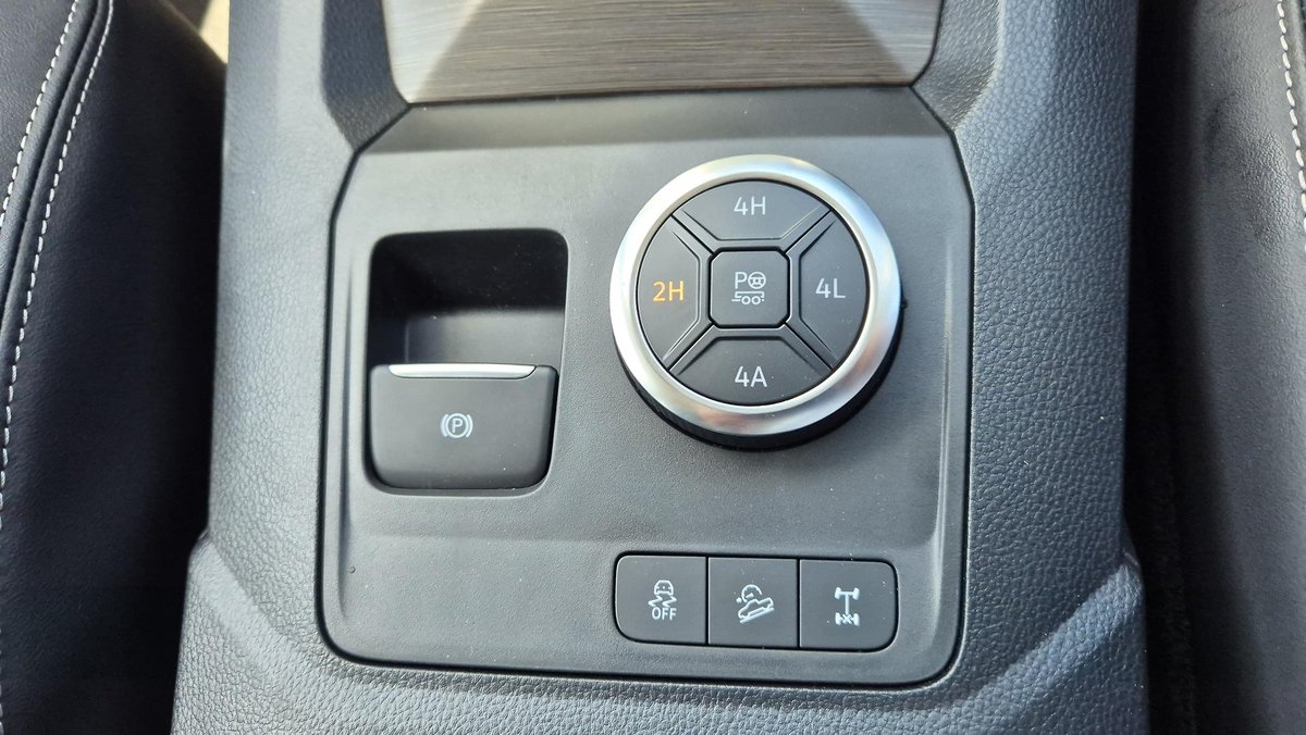 2025 Volkswagen Amarok TDI600 Style NF MY25 4X4 Constant image 9