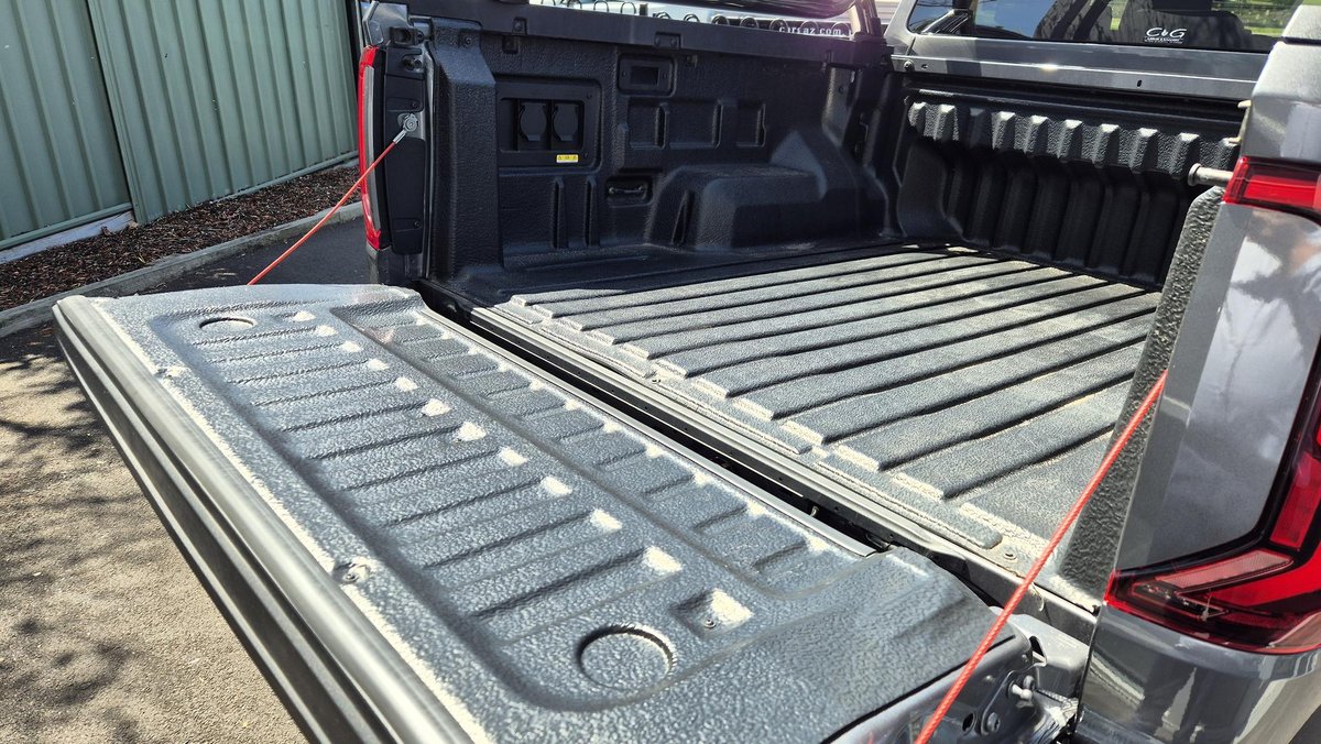 2025 Volkswagen Amarok TDI600 Style NF MY25 4X4 Constant image 7