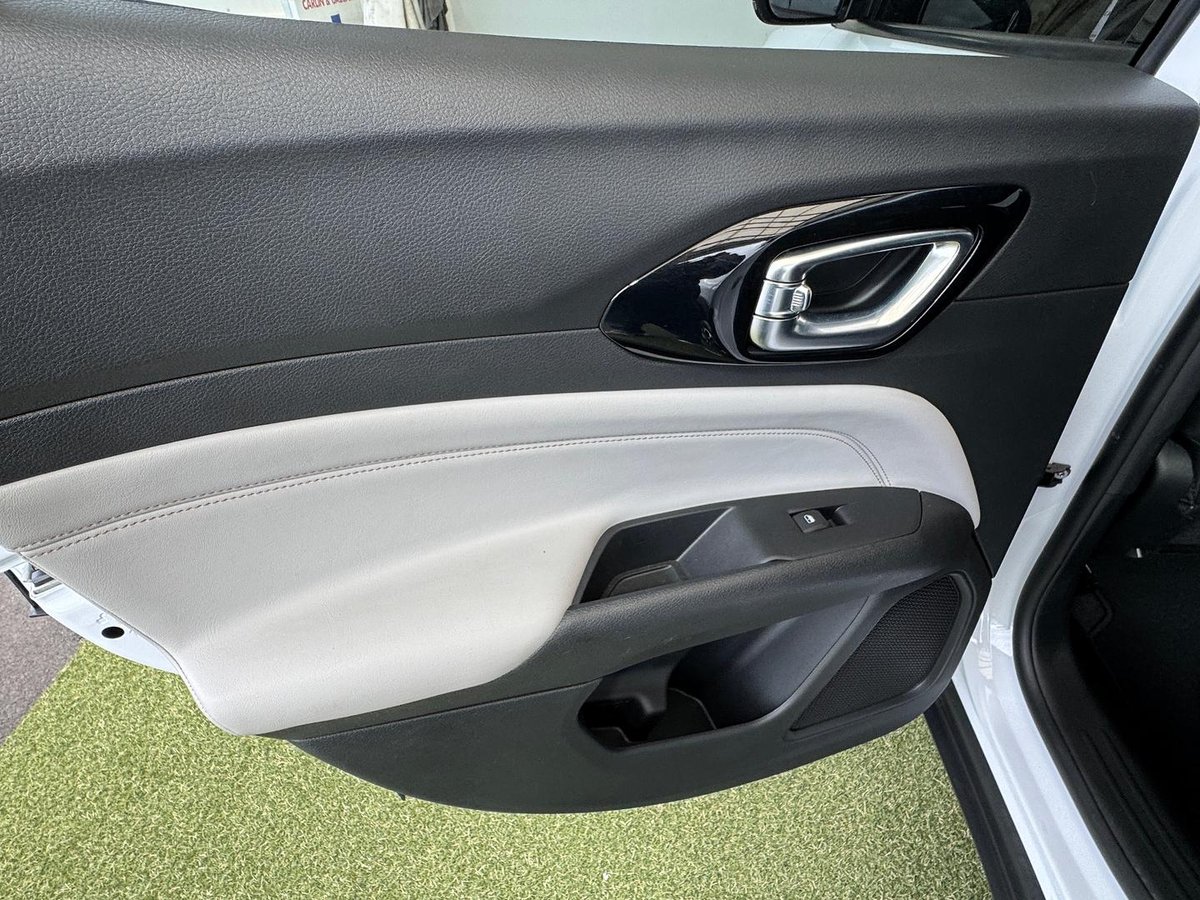 2022 Jeep Compass Limited M6 MY23 4X4 On Demand image 16