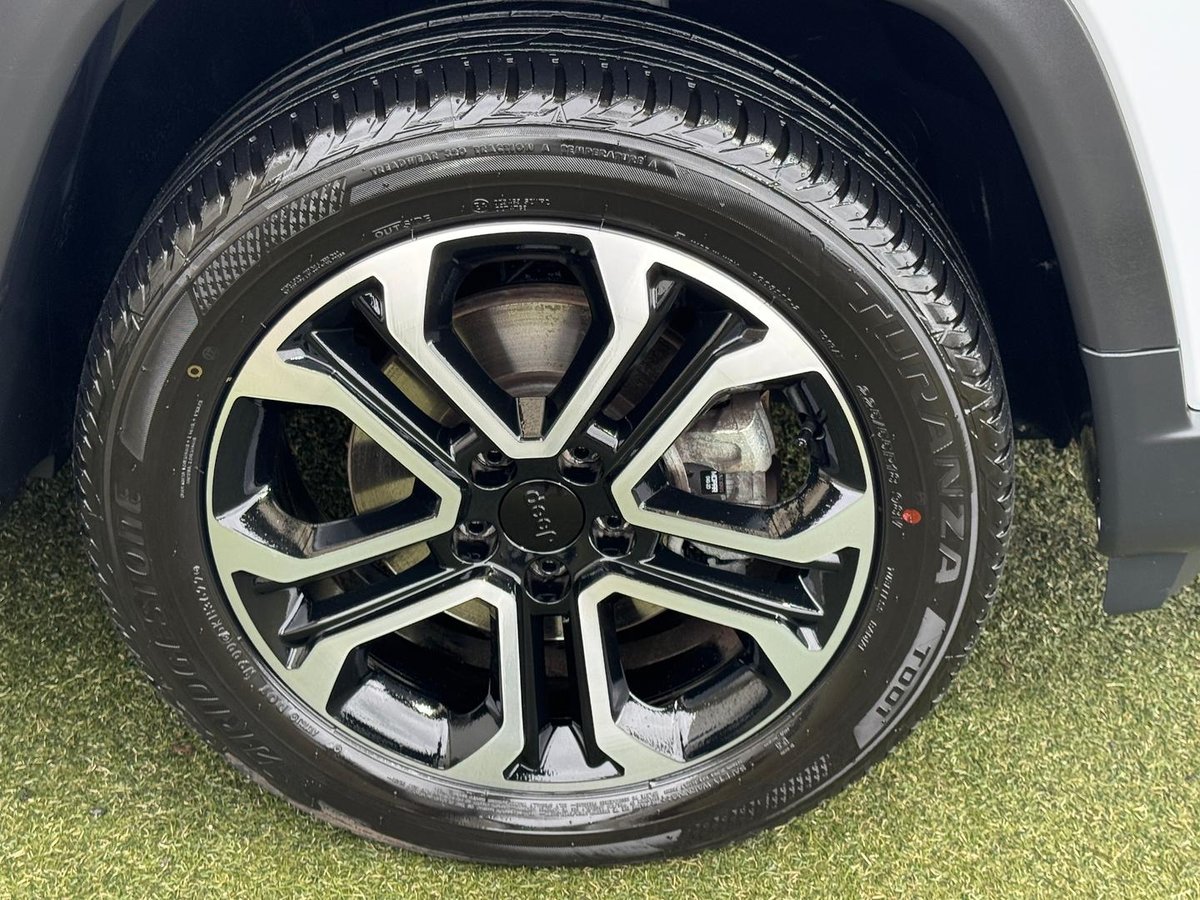 2022 Jeep Compass Limited M6 MY23 4X4 On Demand image 23