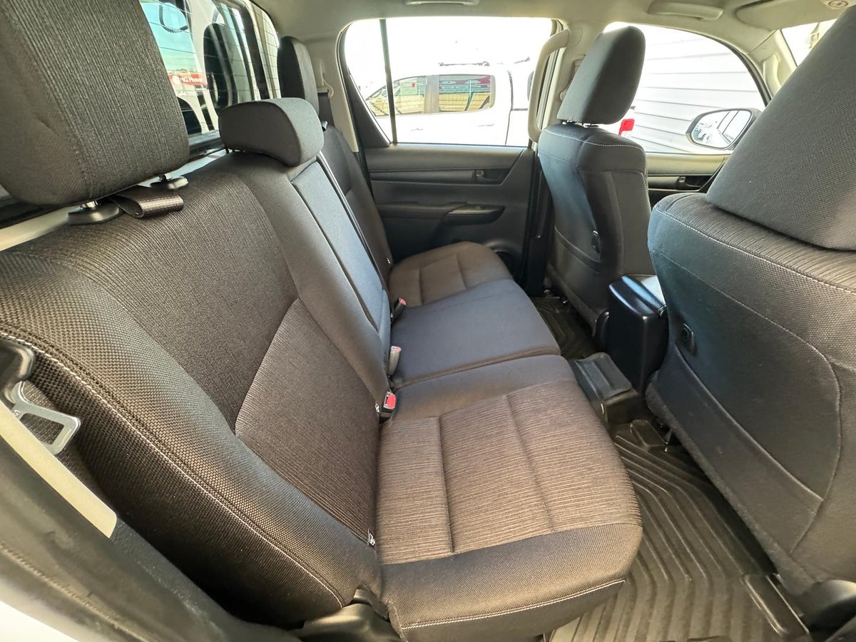 2021 Toyota Hilux SR GUN126R 4X4 Dual Range image 12