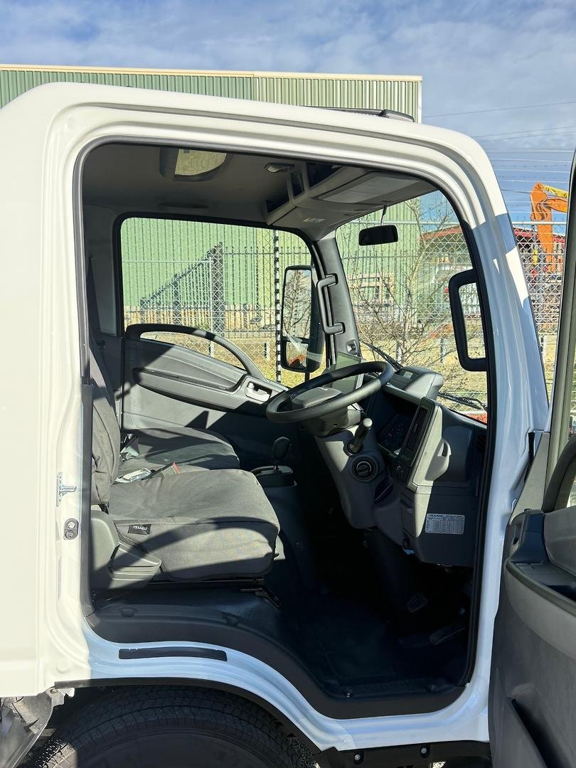 2026 Isuzu N Series NMR 65/45-150 DT D25 Servicepack image 23