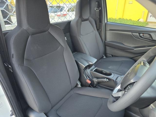 2026 Isuzu D-MAX SX High Ride MY25.5 4x2 image 12