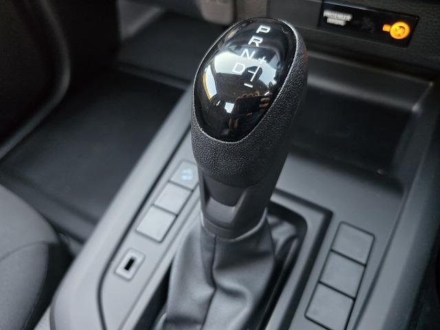 2026 Isuzu D-MAX SX High Ride MY25.5 4x2 image 18