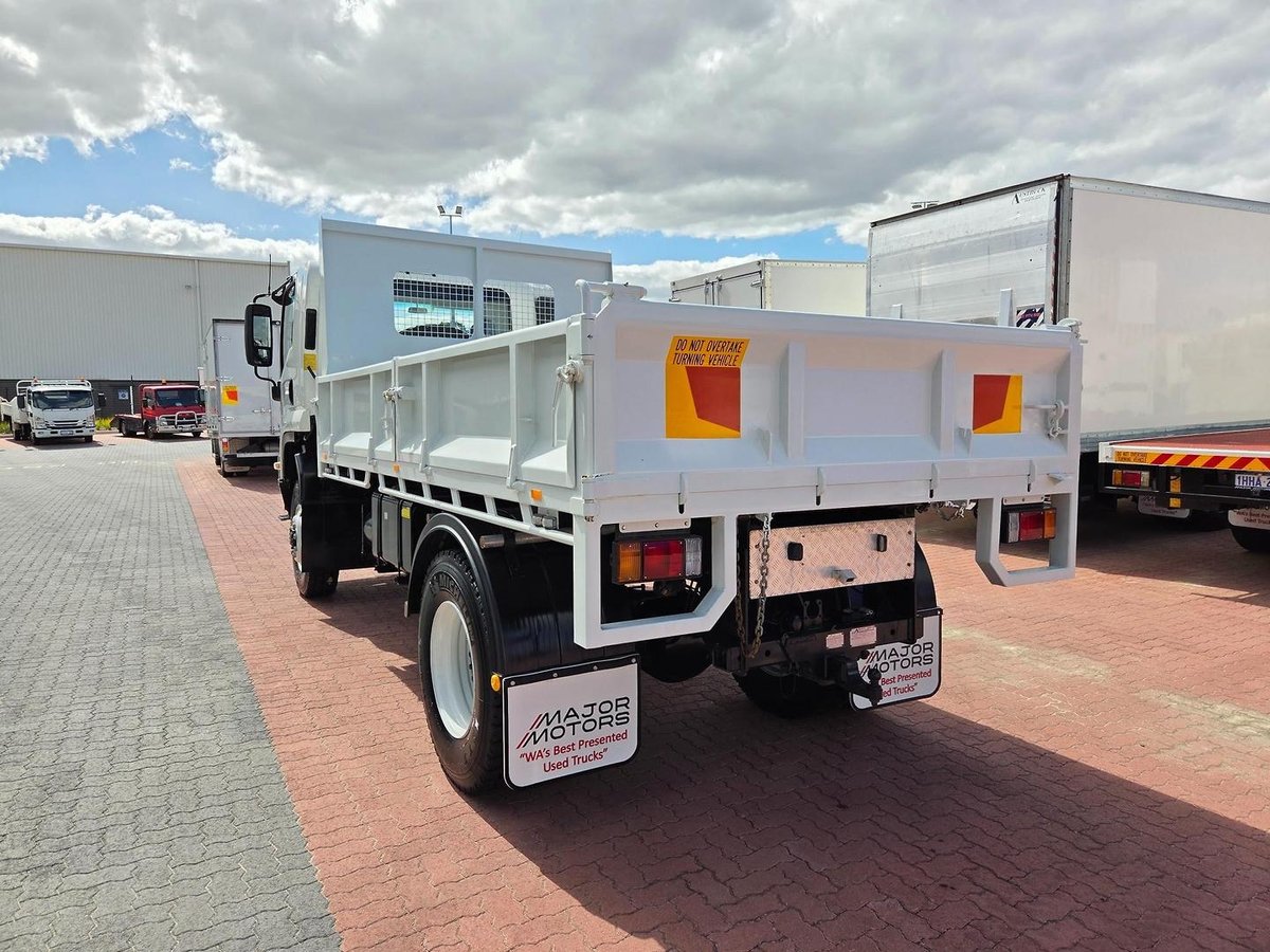 2022 Isuzu Fts 139-260 Auto 7 Ton Tipper image 36