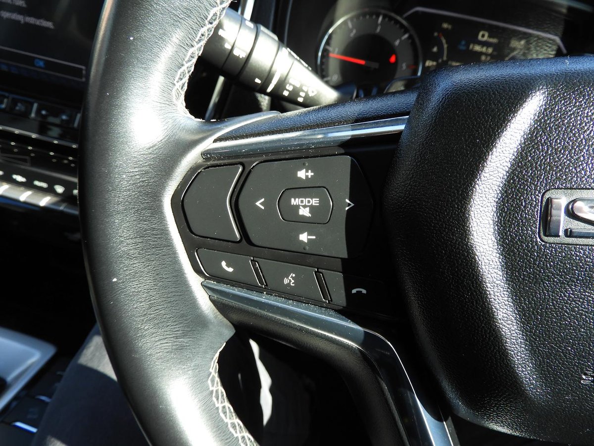 2021 Isuzu MU-X LS-T MY21 4X4 Dual Range image 17