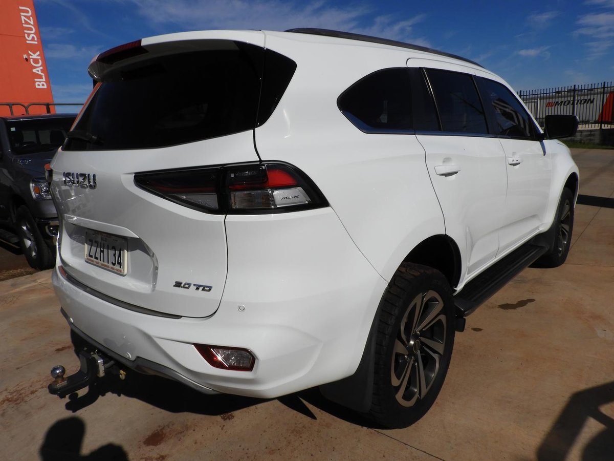 2021 Isuzu MU-X LS-T MY21 4X4 Dual Range image 6
