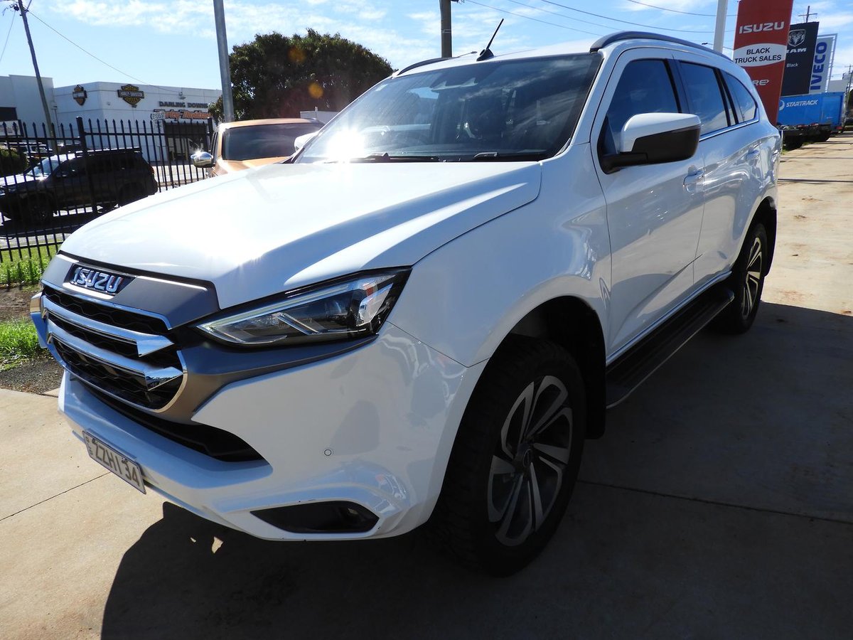 2021 Isuzu MU-X LS-T MY21 4X4 Dual Range image 3